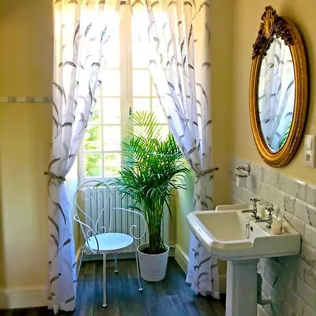 Logis De Tirac Lorignac