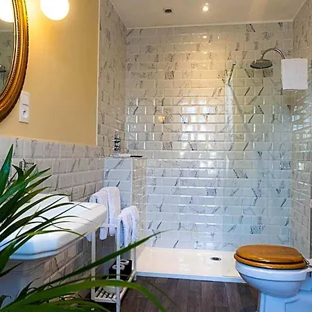 Bed & Breakfast Logis De Tirac Lorignac