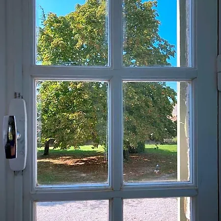 Logis De Tirac Bed & Breakfast Lorignac