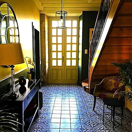 Bed & Breakfast Logis De Tirac 3*